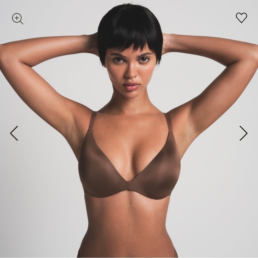 Skims Wireless Form Super Push-Up Bra Jasper